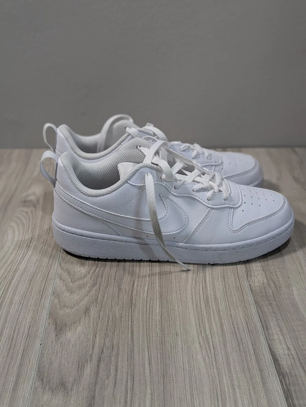 YOUTH White Nike Court Borough Low Recraft Size 7Y Athletic Shoes Leather